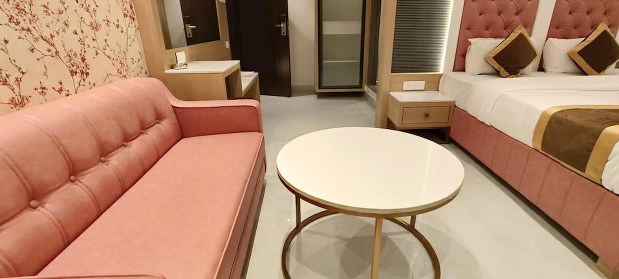 Hotel Prestige Residency Тхане Екстер'єр фото