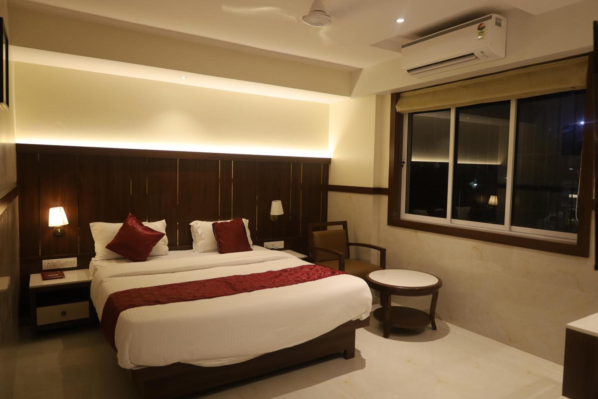 Hotel Prestige Residency Тхане Екстер'єр фото