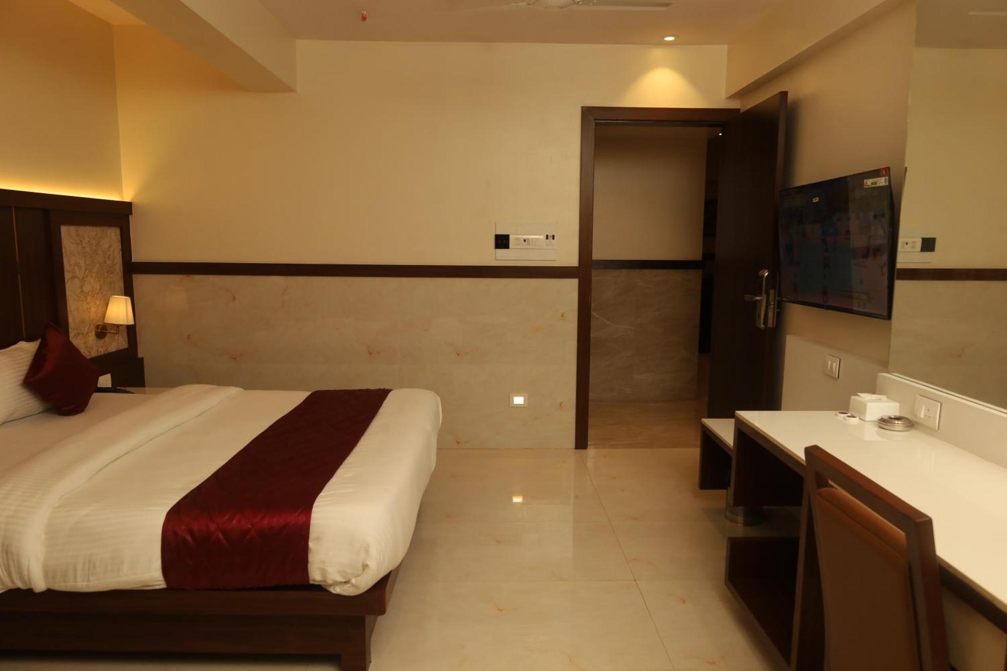 Hotel Prestige Residency Тхане Екстер'єр фото
